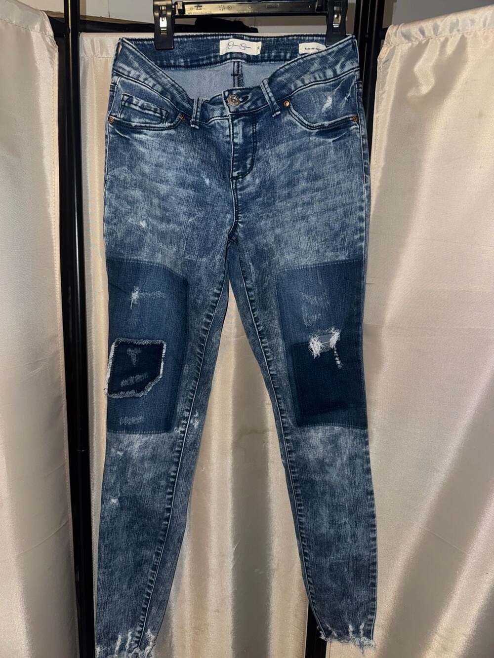 JESSICA SIMPSON FREE FALLIN KISS ME PATCHED SUPER SKINNY JEANS